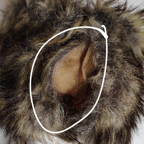 Wondershop at Target Stocking in Cable Knit with Fake Fur Top and Pom Poms - Picture 15 of 16